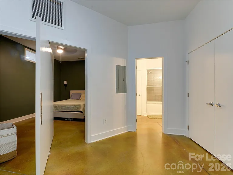 909 Westmere Ave — Photo 27