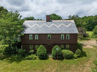 43 Pomeroy Meadow Rd, Southampton, MA 01073