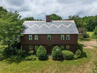 43 Pomeroy Meadow Rd, Southampton, MA, 01073