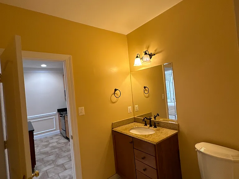 729 W Montgomery Ave — Photo 14