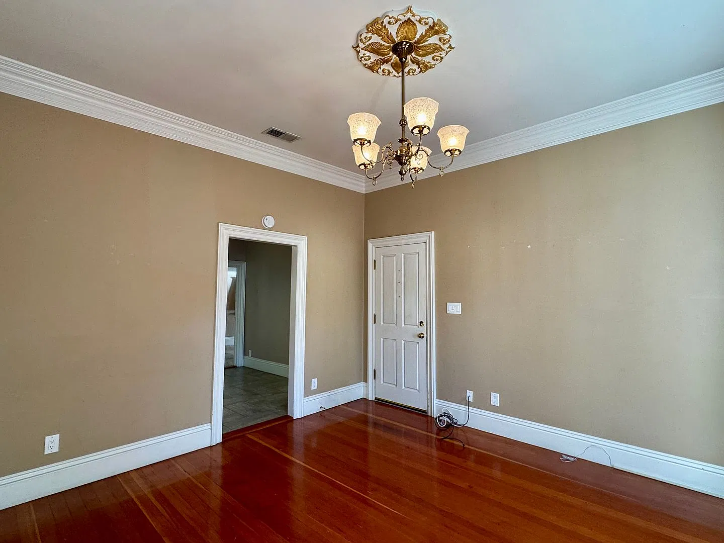 51913 — Photo 3