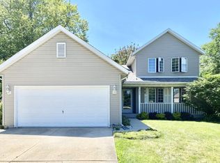 8720 Cooper Rd, Pleasant Prairie, WI 53158