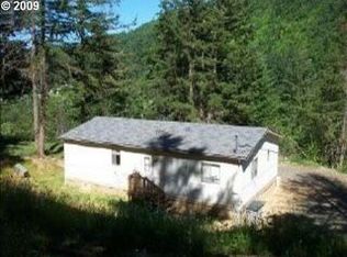 258 Whitmore Ln, Oakland, OR 97462