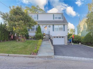 7 S Evarts Ave, Elmsford, NY 10523