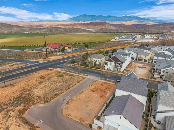 4351 W Canterbury Rd, Hurricane, UT 84737