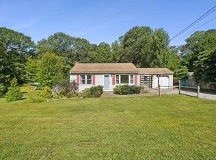 423 Lebanon Ave, Colchester, CT 06415