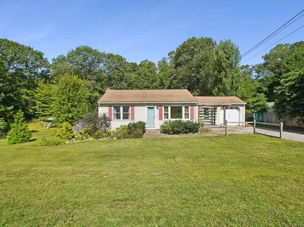 423 Lebanon Avenue, Colchester, CT 06415