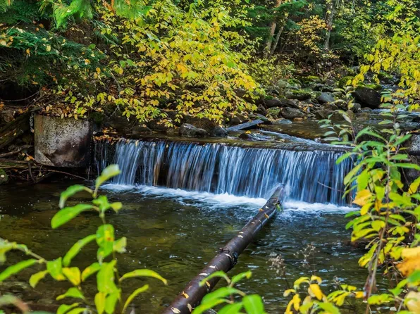 6684 Upper Pack River Rd, Sandpoint, ID 83864