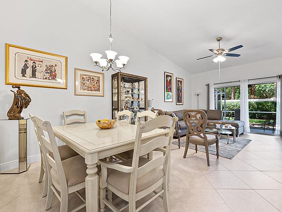 5th image of 8494 Logia Cir