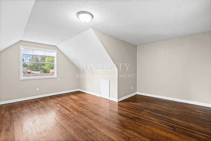 3256 Starsdale St — Photo 6