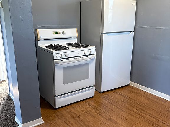 4th image of 133 Wildwood Pl Floor 2