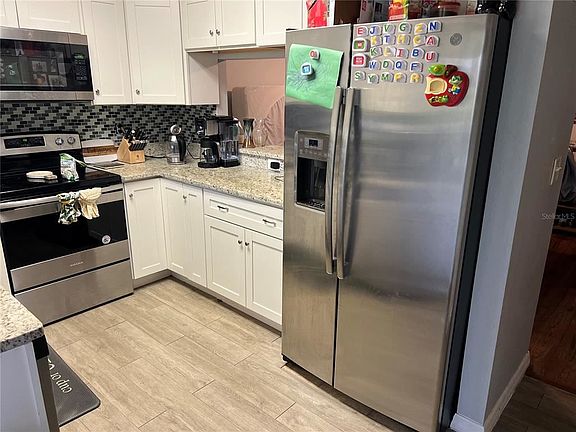 4th image of 1609 Fluorshire Dr