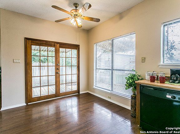 2nd image of 5814 Spring Green Dr