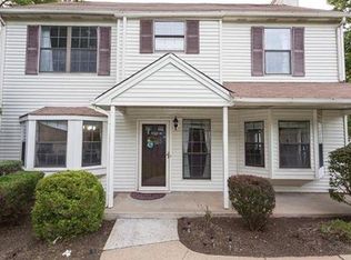 3301 Stonehedge Rd, Edison, NJ 08820