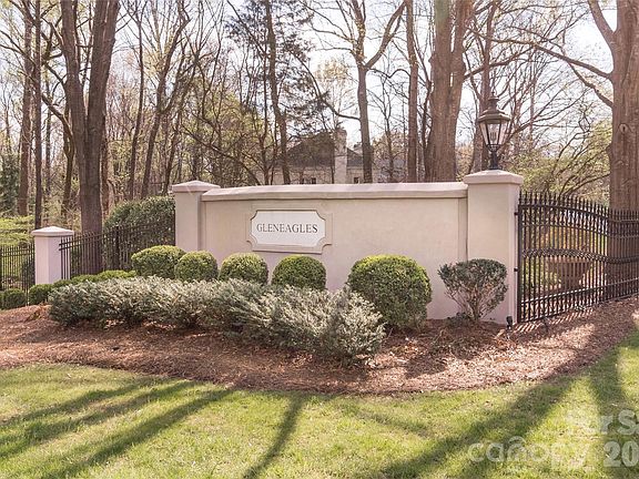 3rd image of 7045 Erin Ct