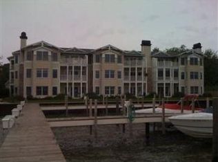 2222 Ottawa Beach Rd, Holland, MI 49424