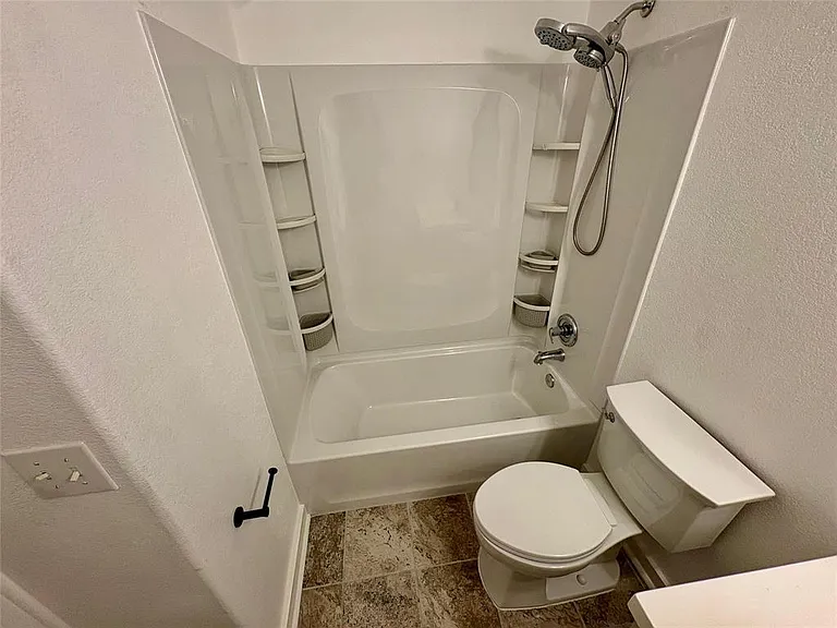 8003 Bannock Ln — Photo 38