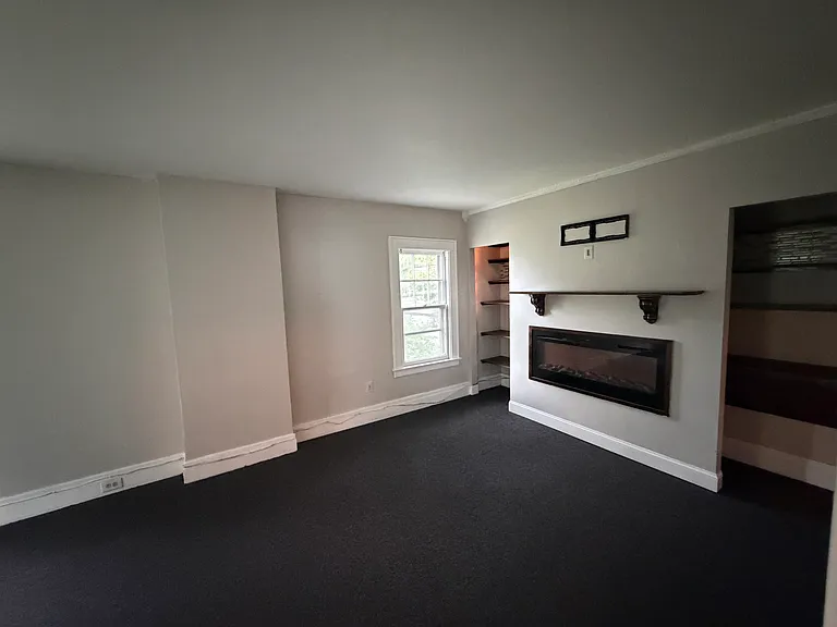2129 James St #2 — Photo 8
