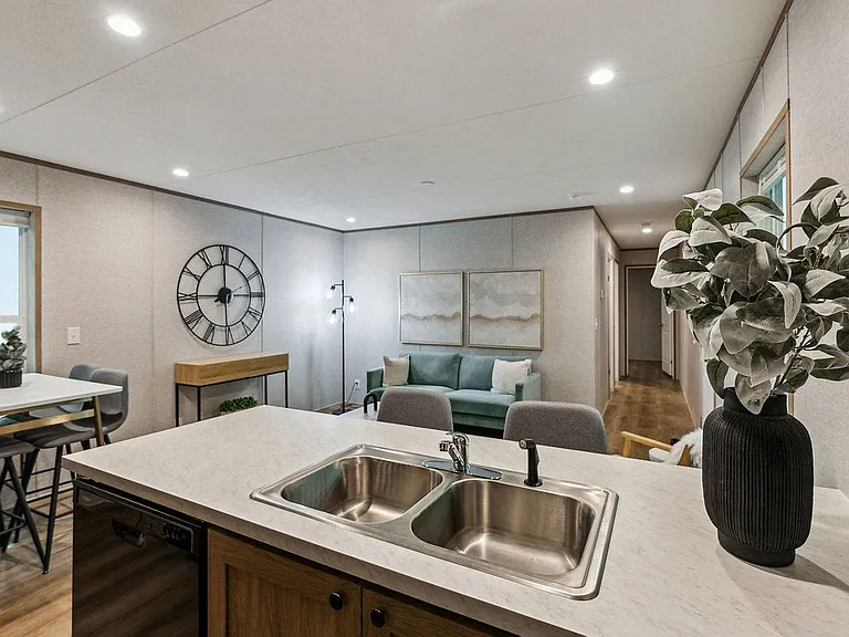 113 Sundale Trailer Court Dr — Photo 5