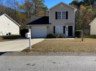 6325 Applewhite Rd, Fayetteville, NC 28304