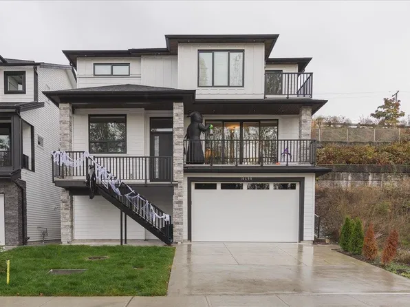 10490 McVeety St, Maple Ridge, BC V2W 0K3