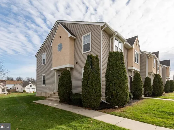 13 Winterberry Ct #13, Glassboro, NJ 08028