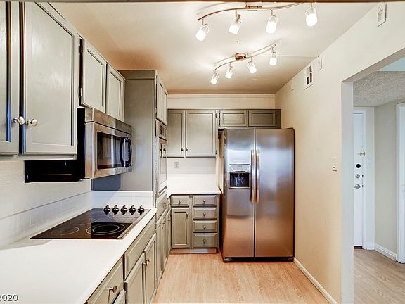 4th image of 745 Royal Crest Cir #123