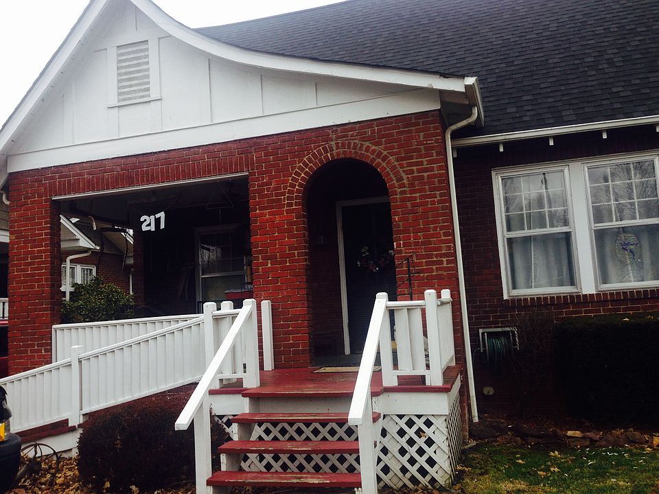 1st image of 217 Daytona Pl
