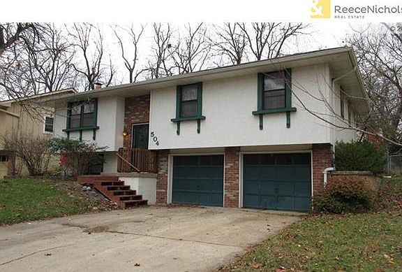 3rd image of 504 NE Park Dr