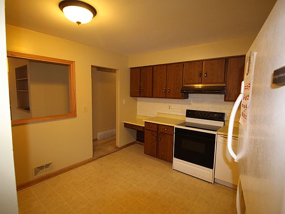3rd image of 4898 W Donna Dr