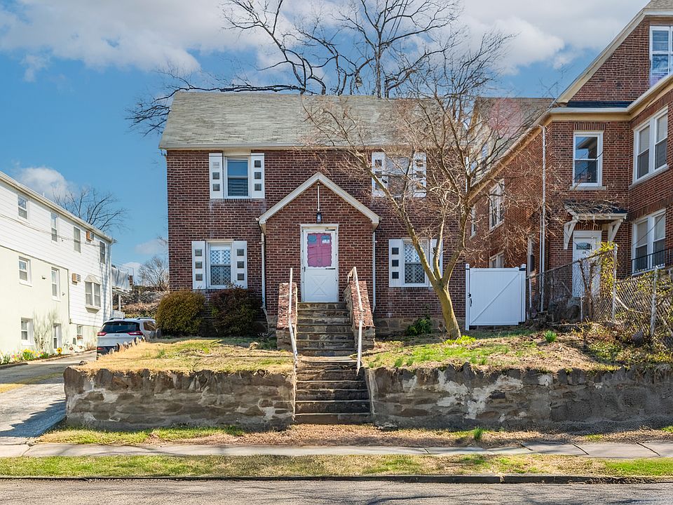 1st image of 40 Courter Ave
