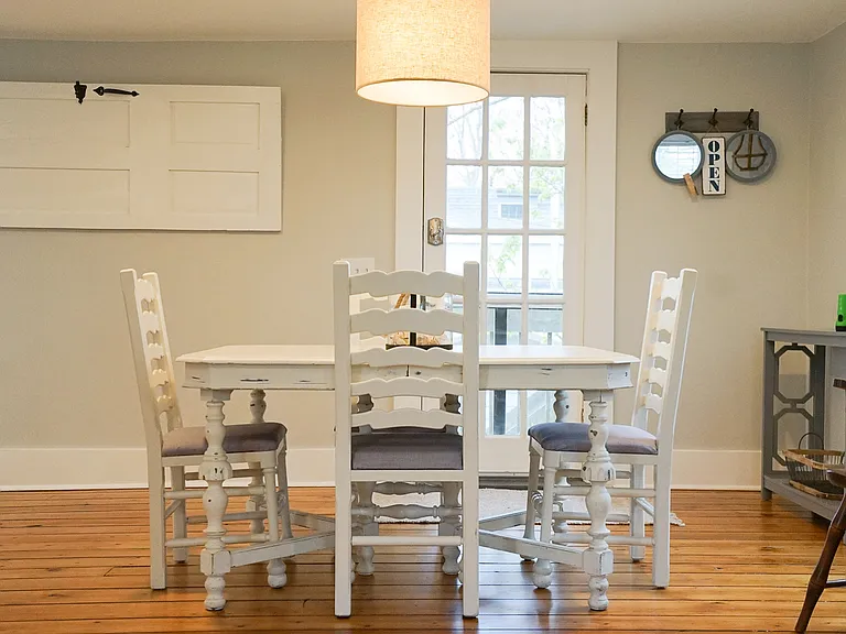 31 Warner St #2 — Photo 3