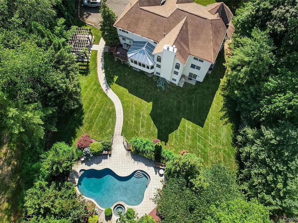 1st image of 9 Ronwood Road