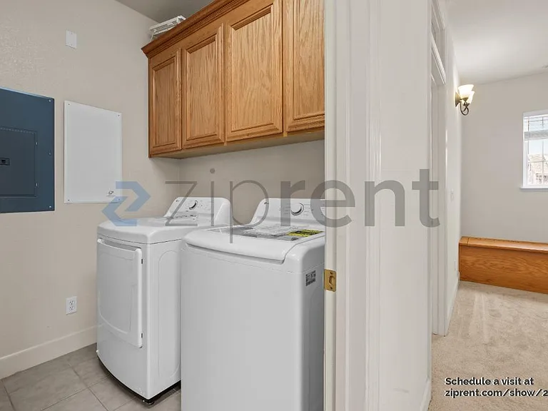9208 Hallmark Pl — Photo 27