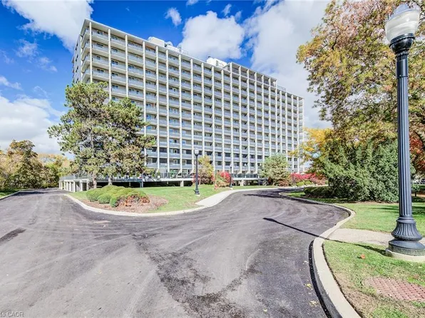 58 Bridgeport Rd E #505, Waterloo, ON N2J 4H5