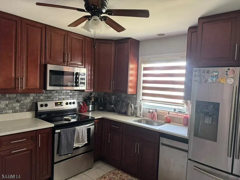 329 Ford Ave — Photo 10