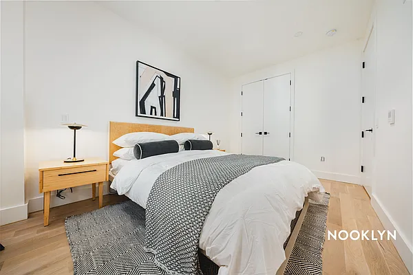 Rented by Nooklyn NYC LLC | media 12