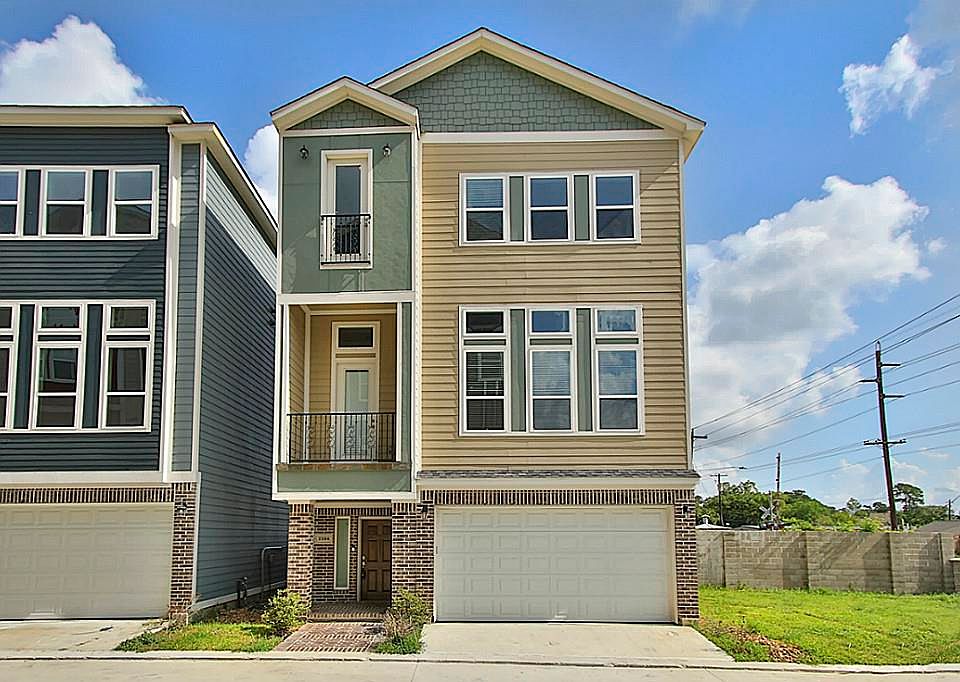 1st image of 2104 Oatfield Dr