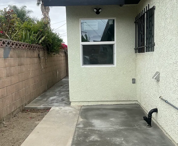 1690 E Plymouth St #A — Photo 13