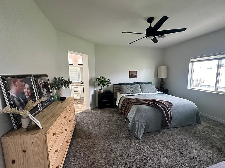 1492 N Porter Ln — Photo 29