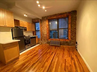 Rented by Best Apartments North Inc