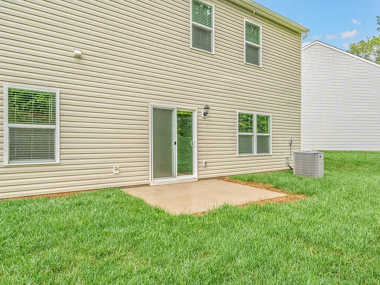 944 Utopia Ln — Photo 33