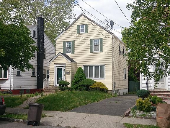 2nd image of 85 Hornblower Ave
