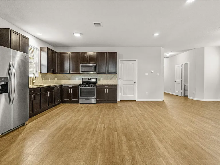 3302 Atascocita Vale Dr — Photo 6