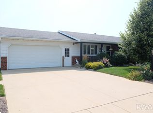 348 N Oregon Ave, Morton, IL 61550