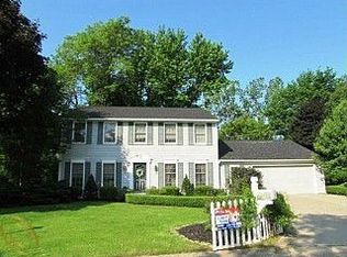 42385 Beacontree Ct, Northville, MI 48168