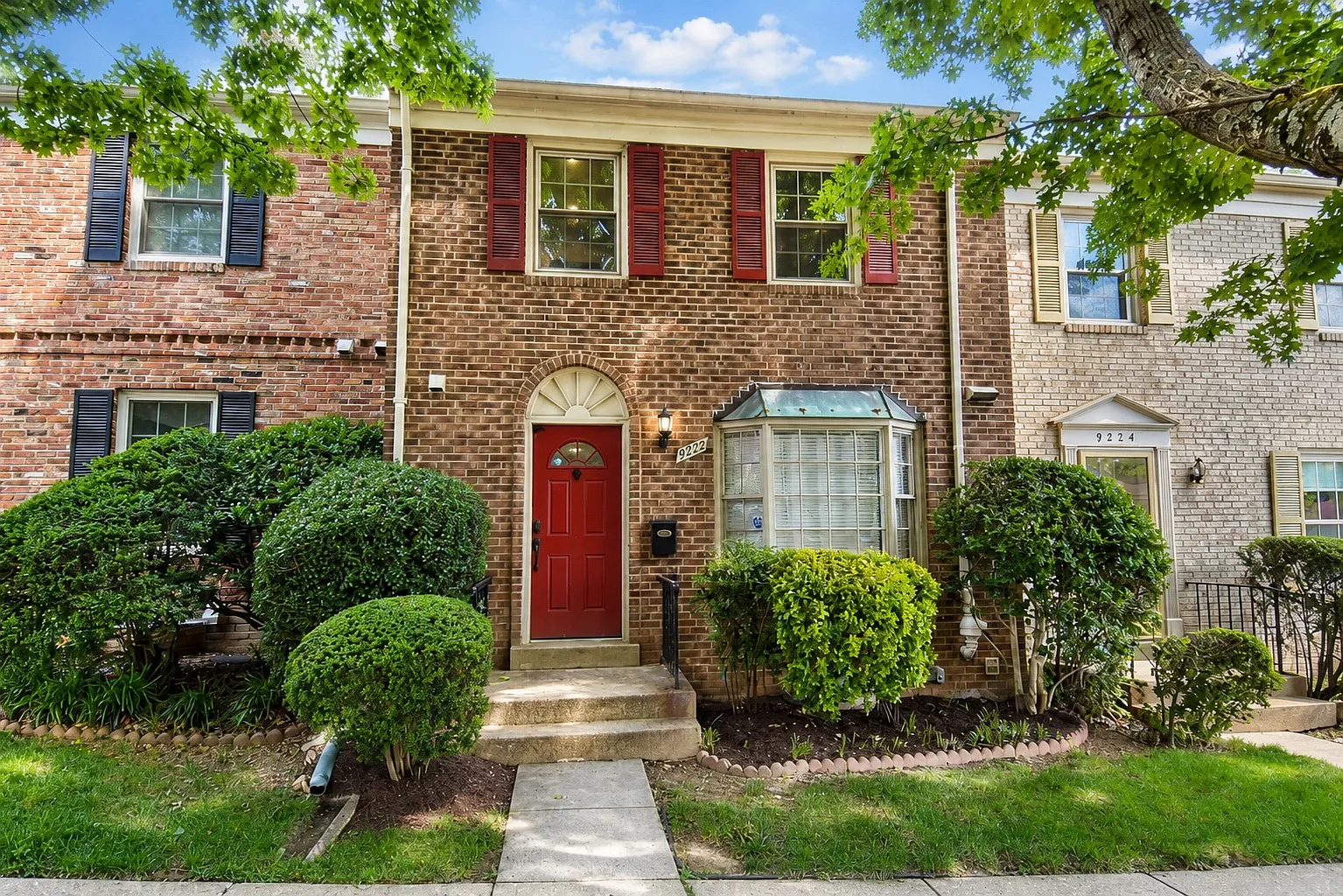 3 bed, 1950 sqft, $3,250 — Photo 1