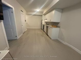 3220 William Coltson Ave #716, Oakville, ON L6H 7X9
