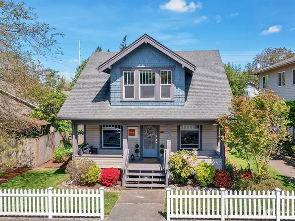 250 SE Andrews Street, Issaquah, WA 98027