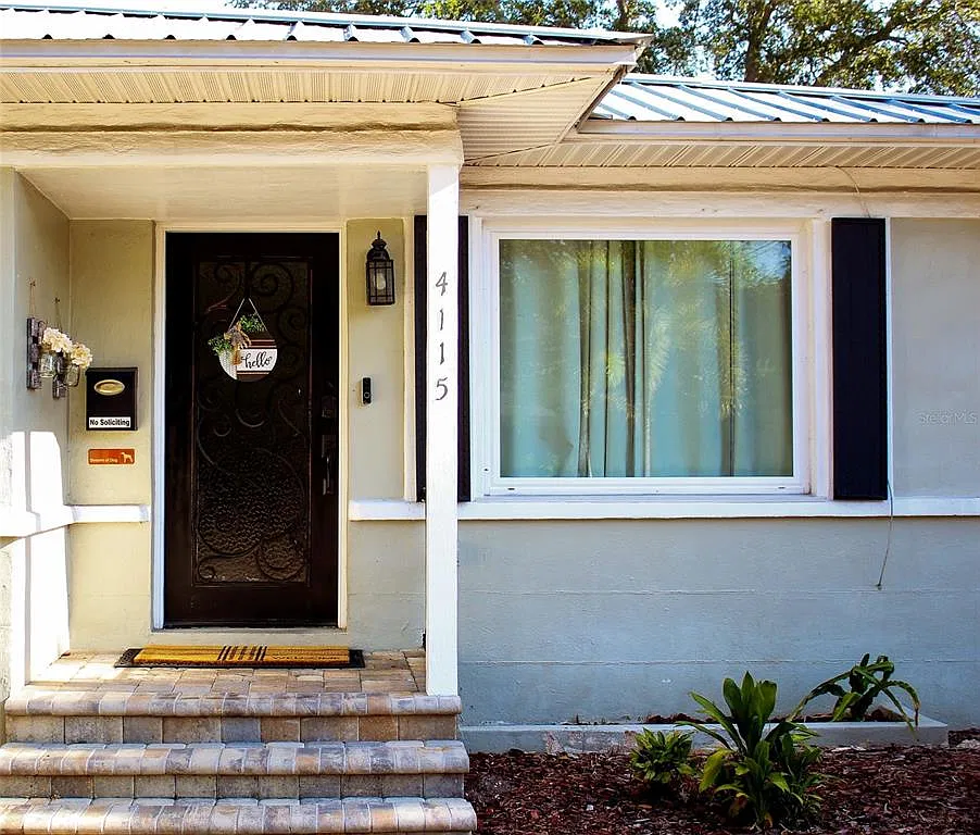 3 bed, 2.0 bath, 2022 sqft, $6,000 — Photo 2